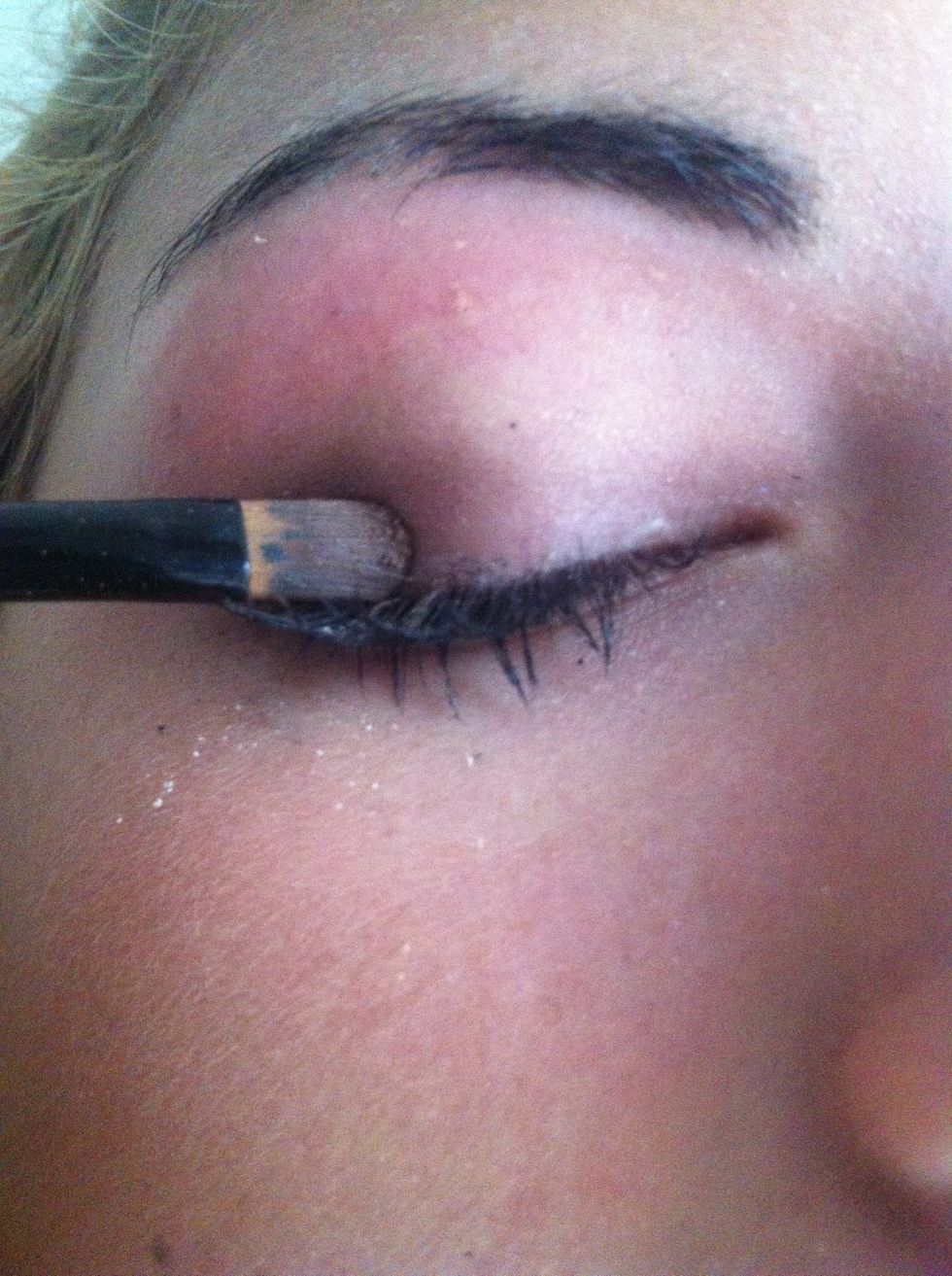 And using this in the very corner and eyeliner line