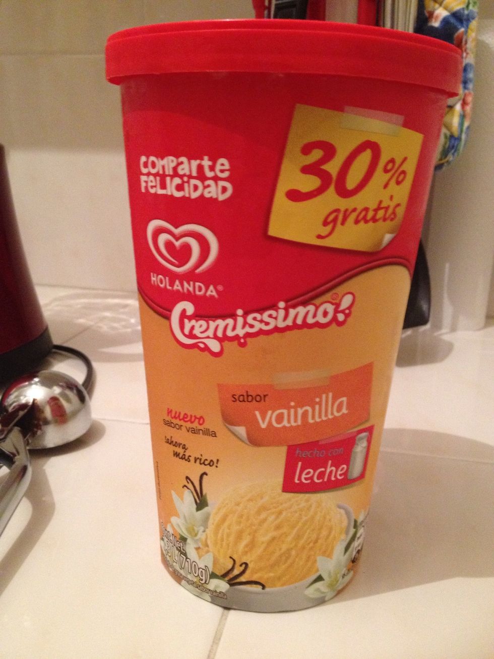 And Vanilla ice cream because vainilla ice cream is fucking delicious.