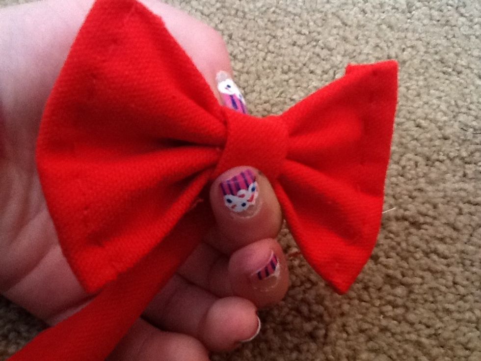 And wrap it around the center of the bow