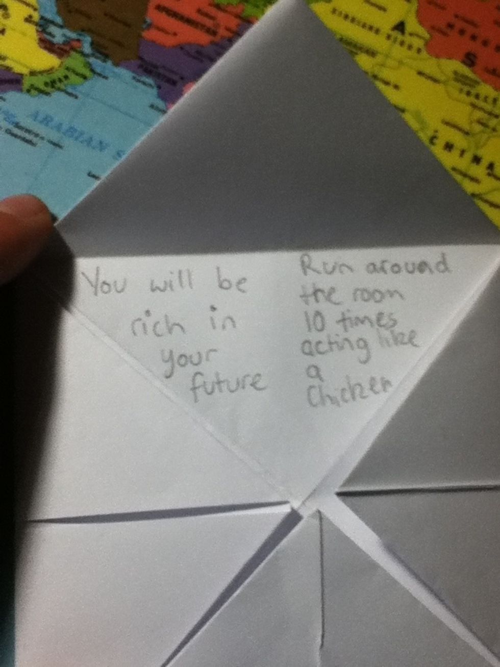 How to make a chatterbox/fortune teller B+C Guides