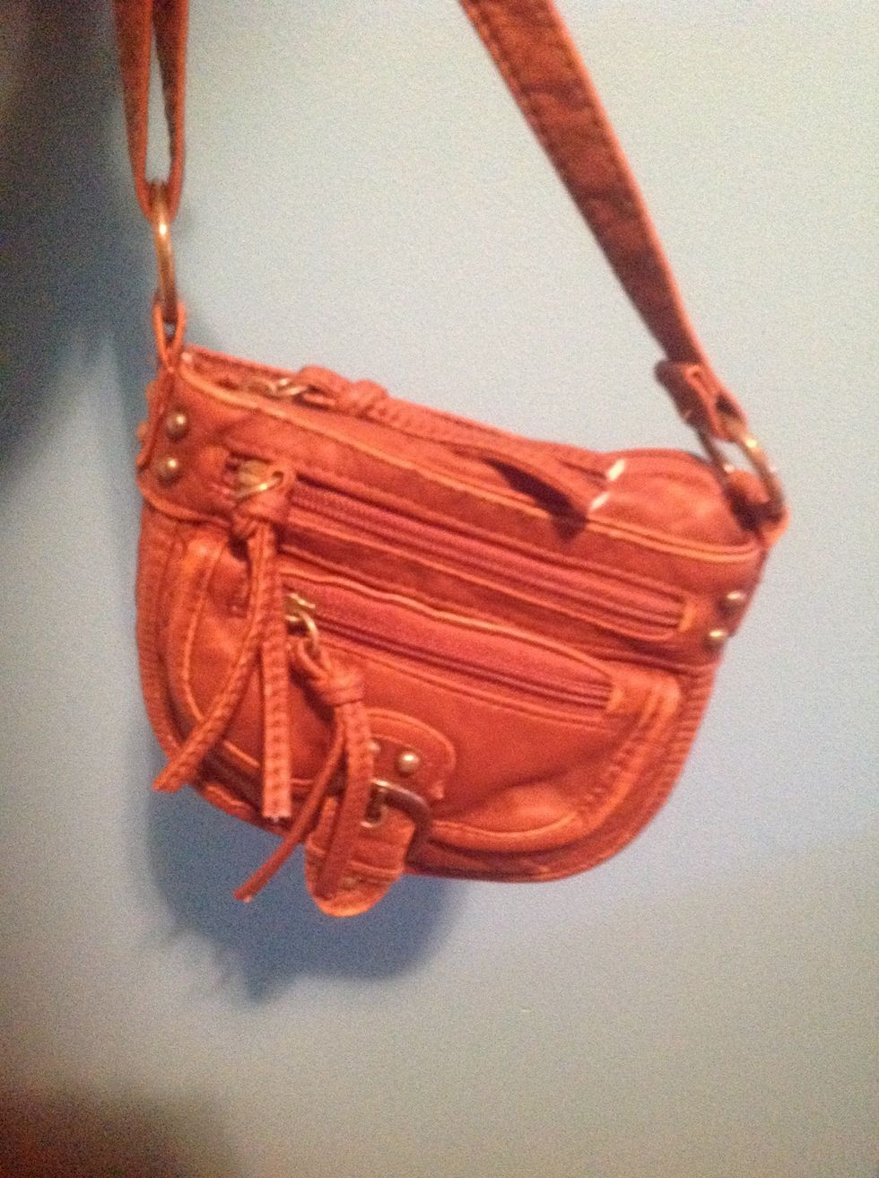 And you can add an accessory!! (I got this bag from Claire's)