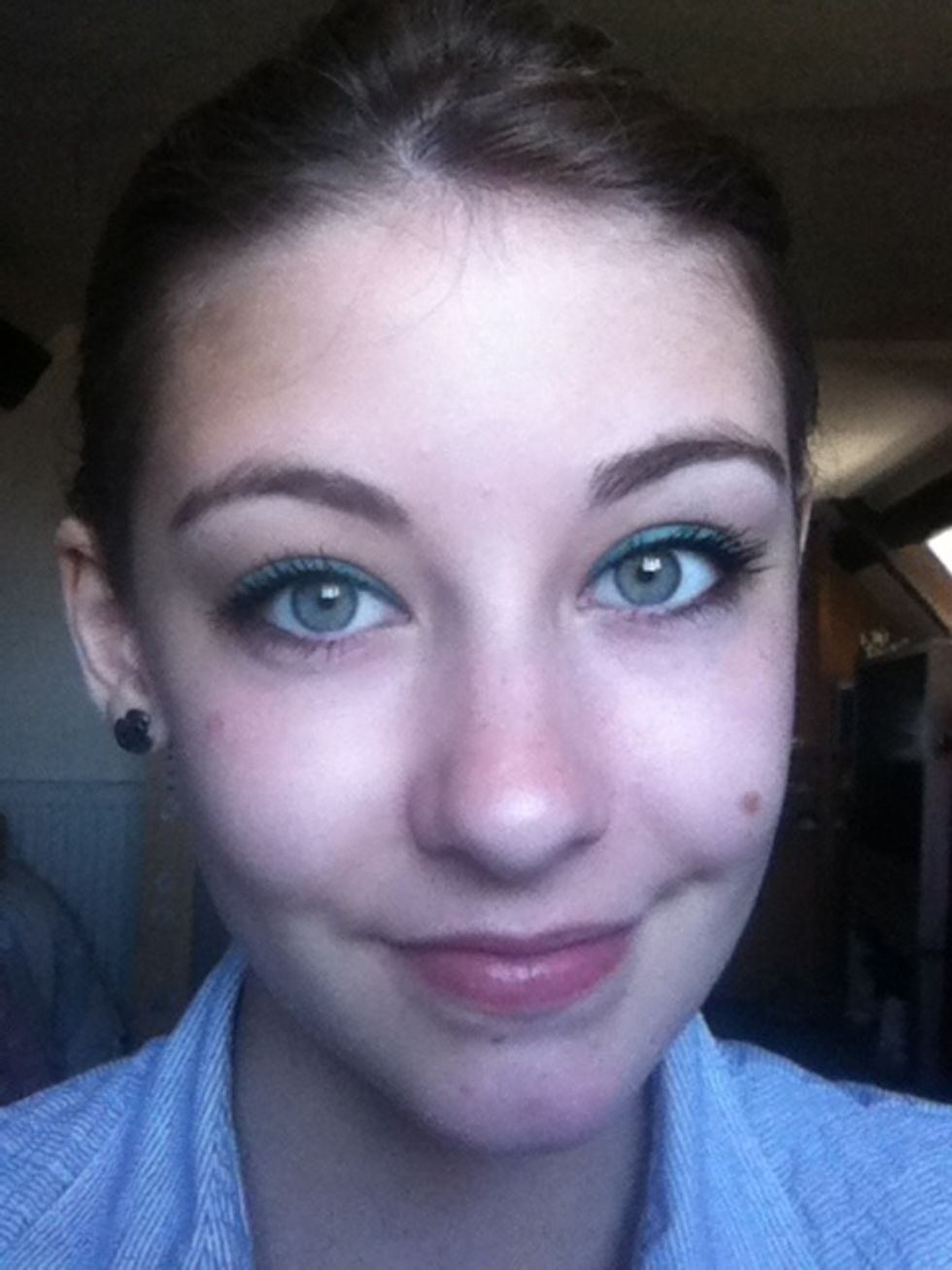 And your done! A simple but effective summer look!