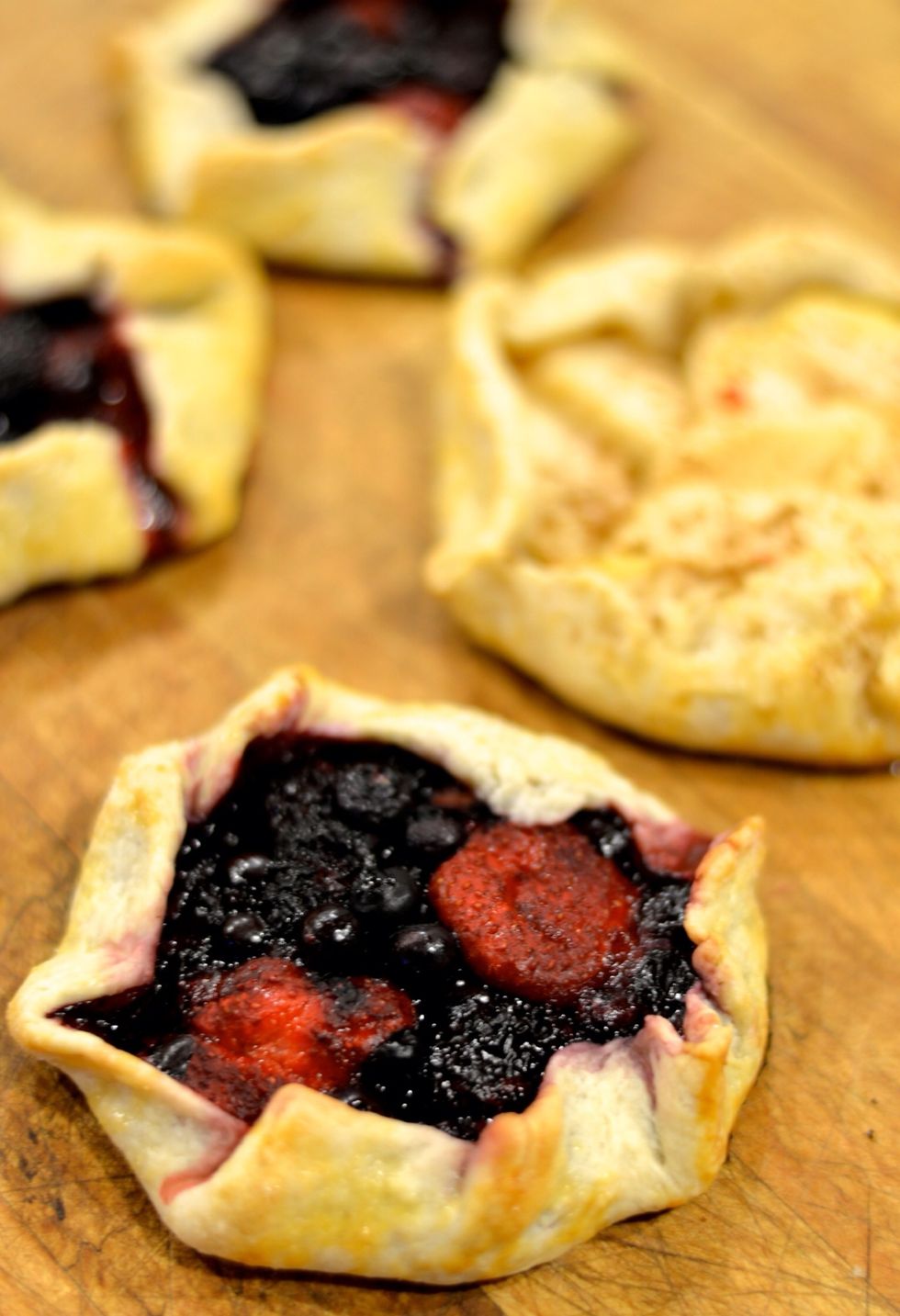 Annnnnd photography, my second favorite hobby after baking ;)