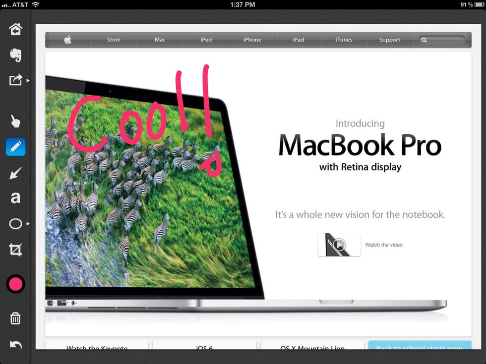 Annotate web clippings and photos with text.