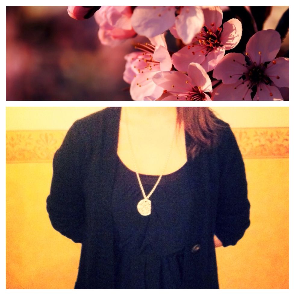 Another bad sign is, if a person is crossing his arms behind his body. This shows, that he "has to hide something"..