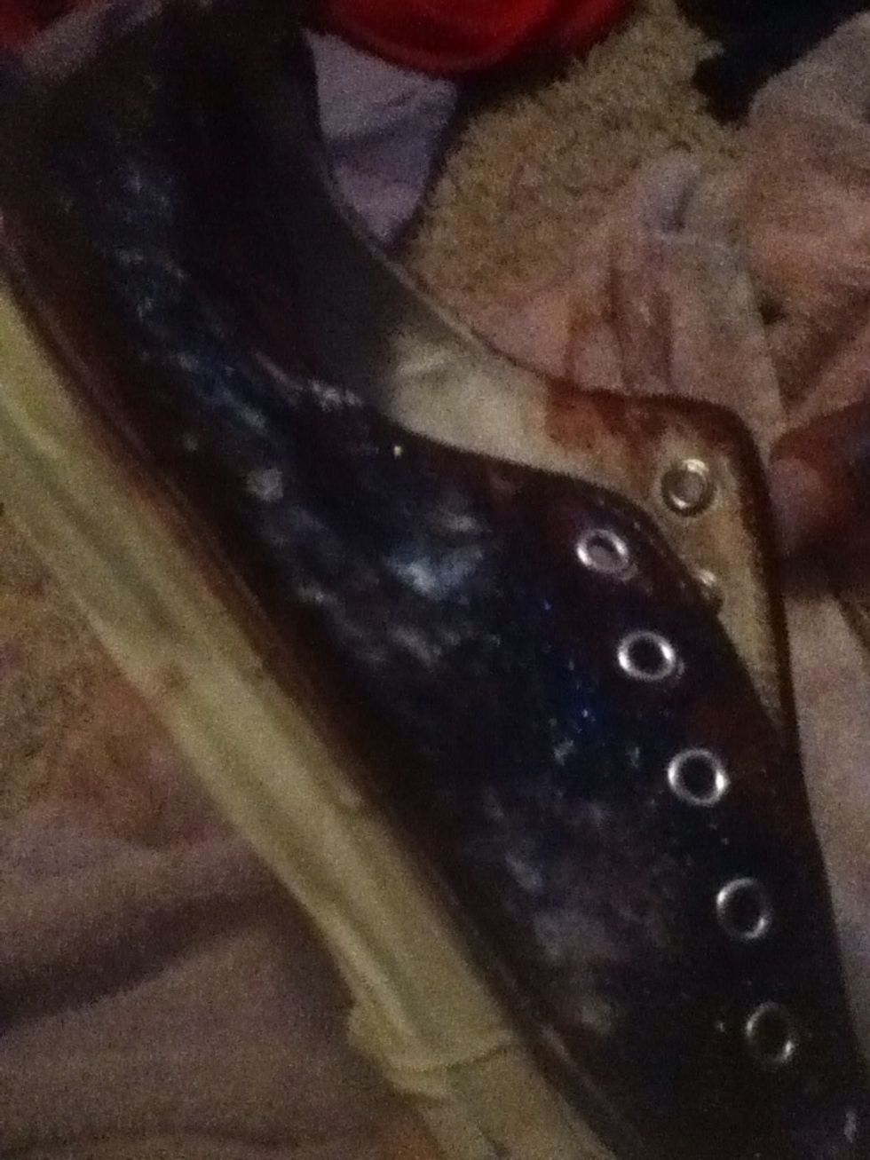 Another option is to blend these dots in to give it a galaxy cloud feel(: