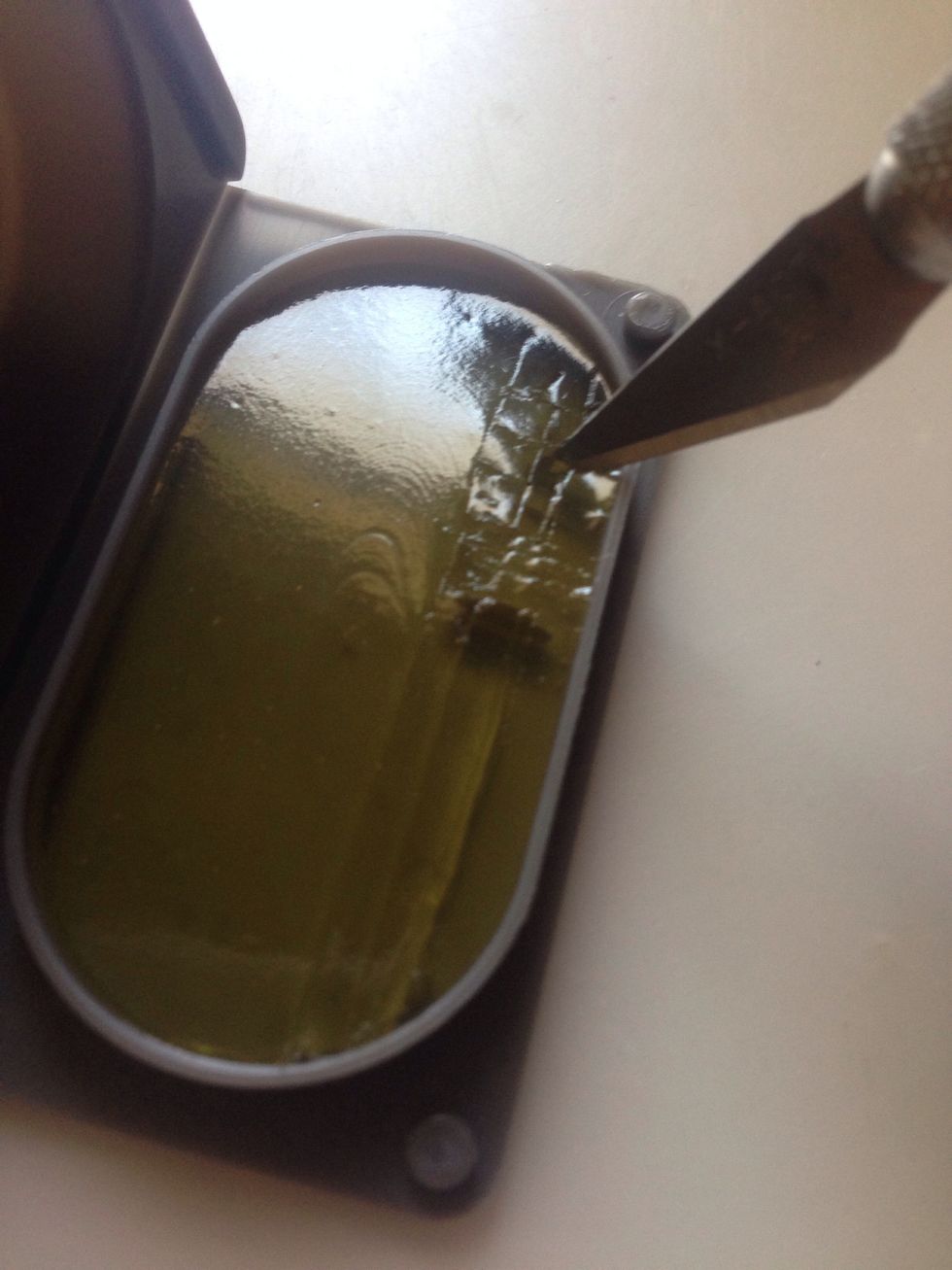 Another picture of the surgical precision to extract the ant poison.