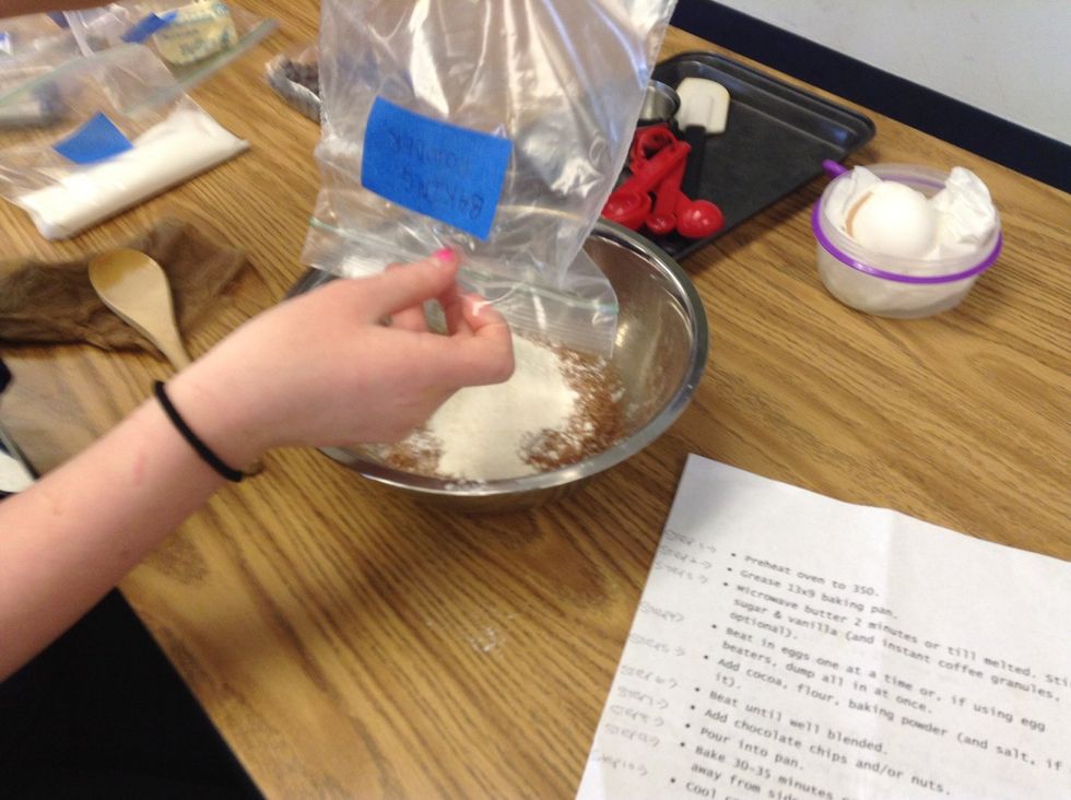 Another step, add baking powder.