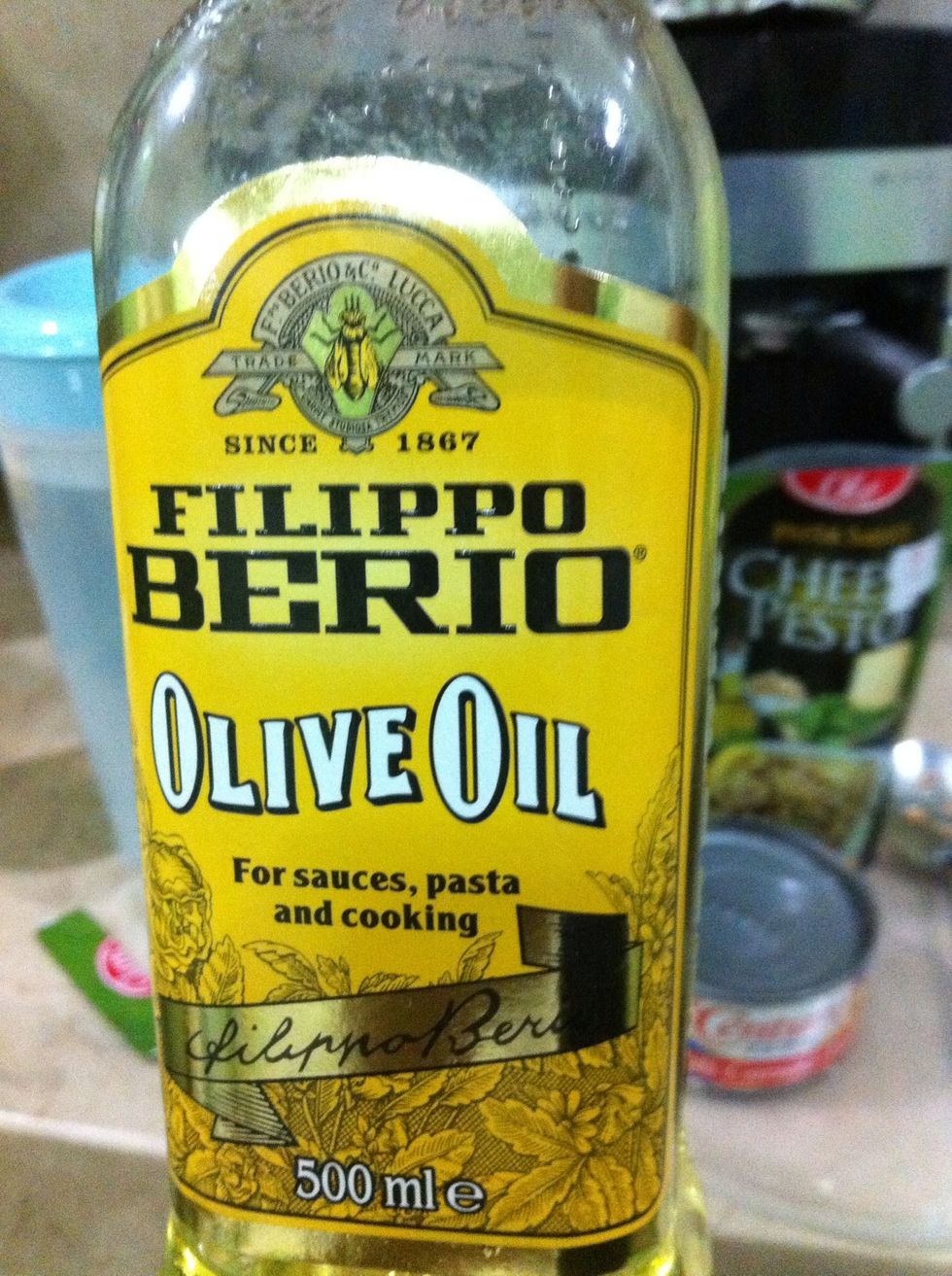 Any olive oil brand will do!:) But I preferred this brand!:)