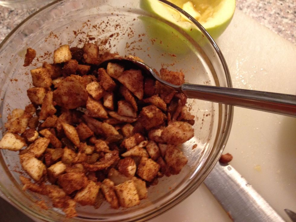 Apple, hazelnuts, raisins, sugar and cinnamon