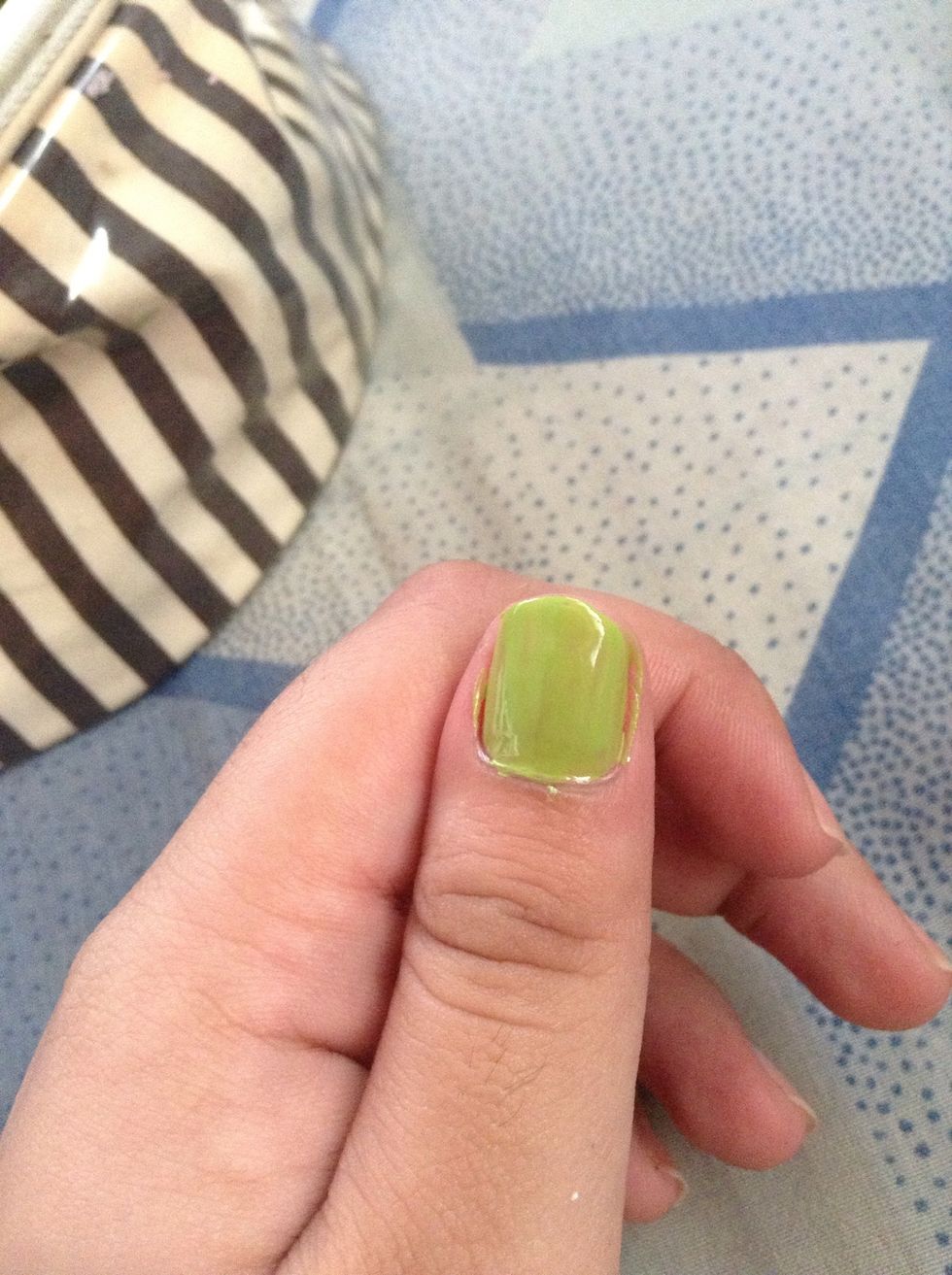 Apply 1-2 coats of your base color. I don't recommend doing more than 2 coats cuz if you do, it's gonna be really thick. It's gonna be a pain in the ass to dry after applying the other color.