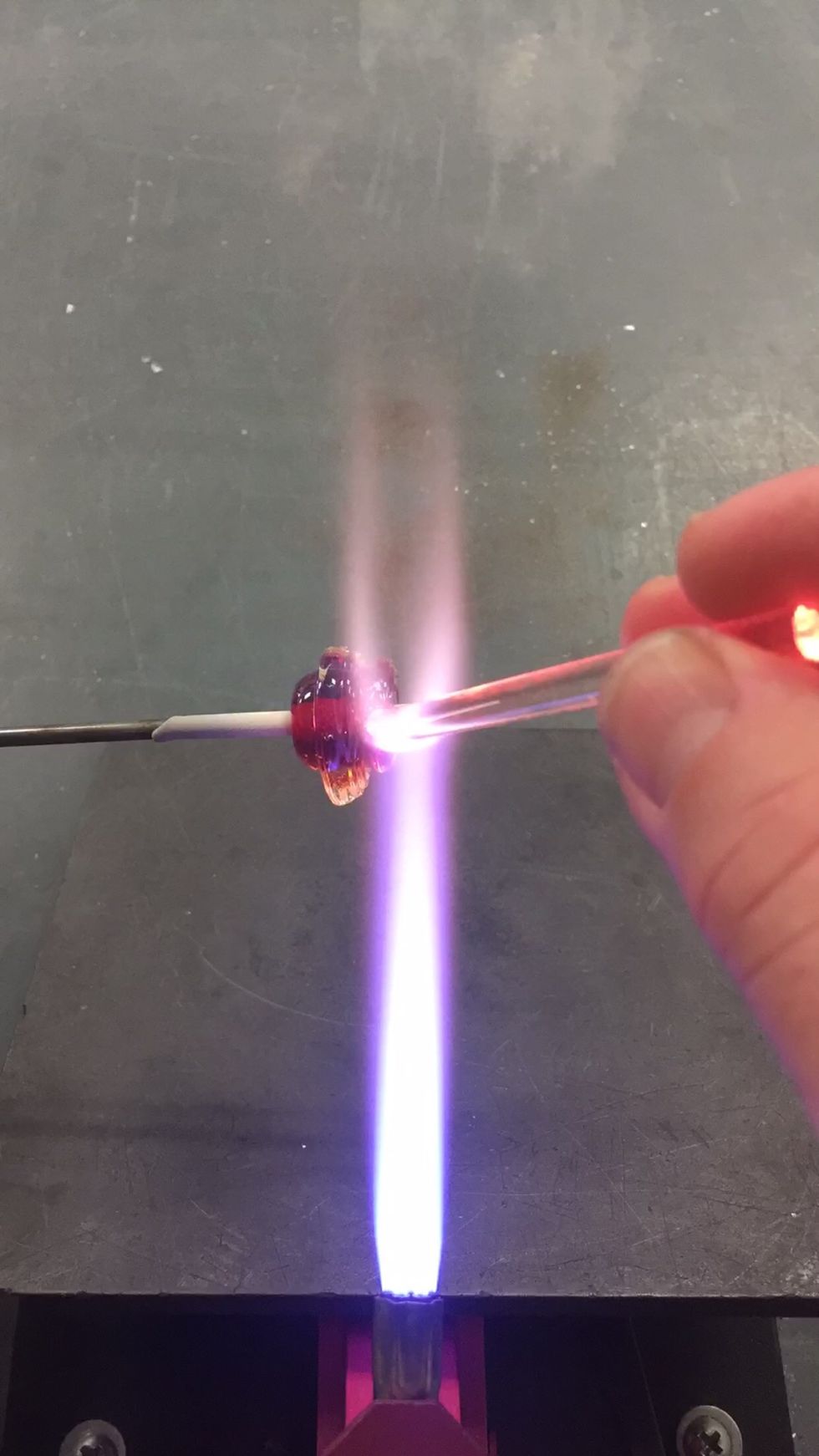Apply a smaller ring to one side.