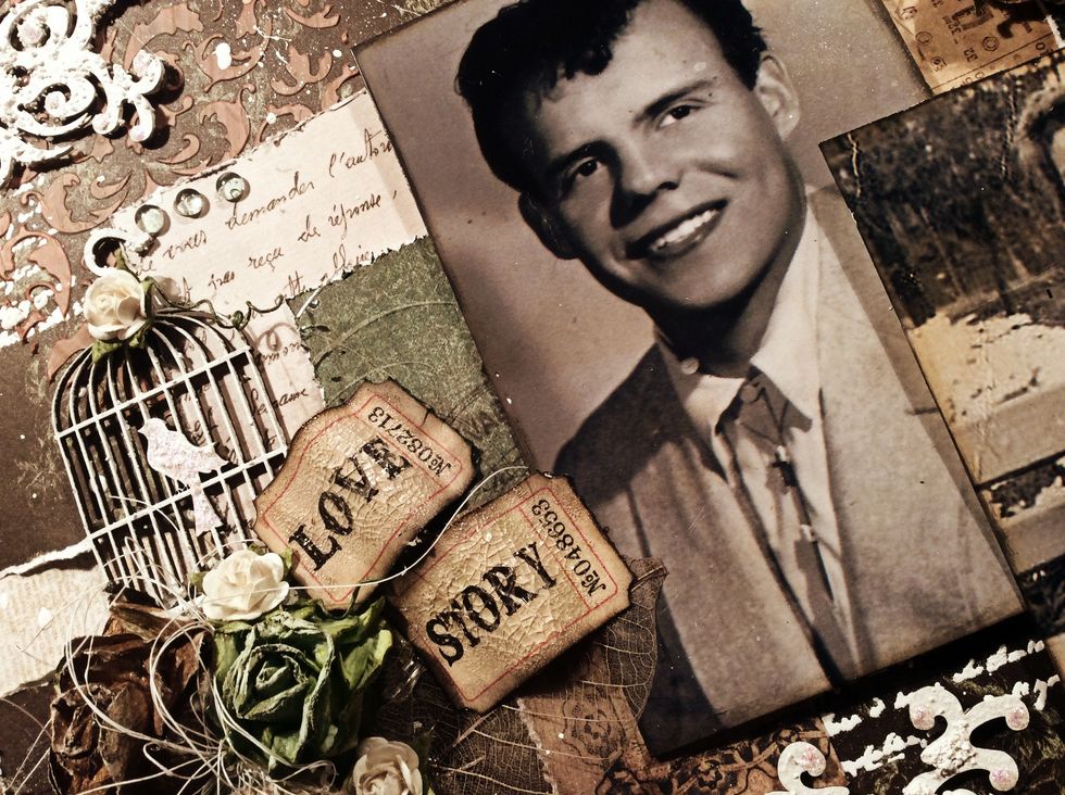 Apply a thick coat of Rock Candy Distress Paint to some of your ephemera for a beautiful cracked effect. Once dried apply Vintage Photo DI to the top.