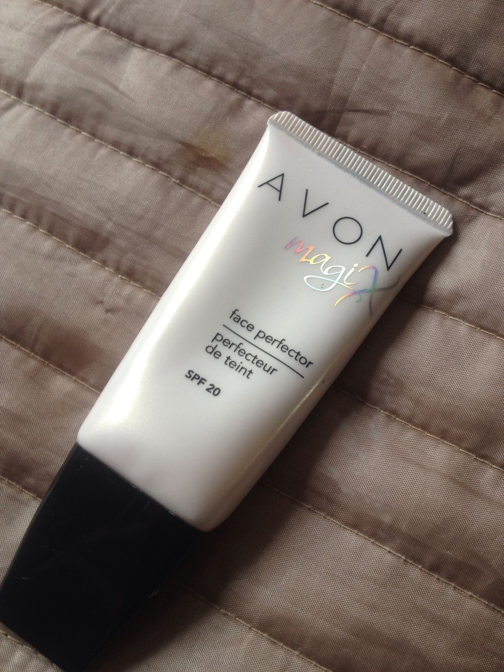 Apply all over the face sparingly