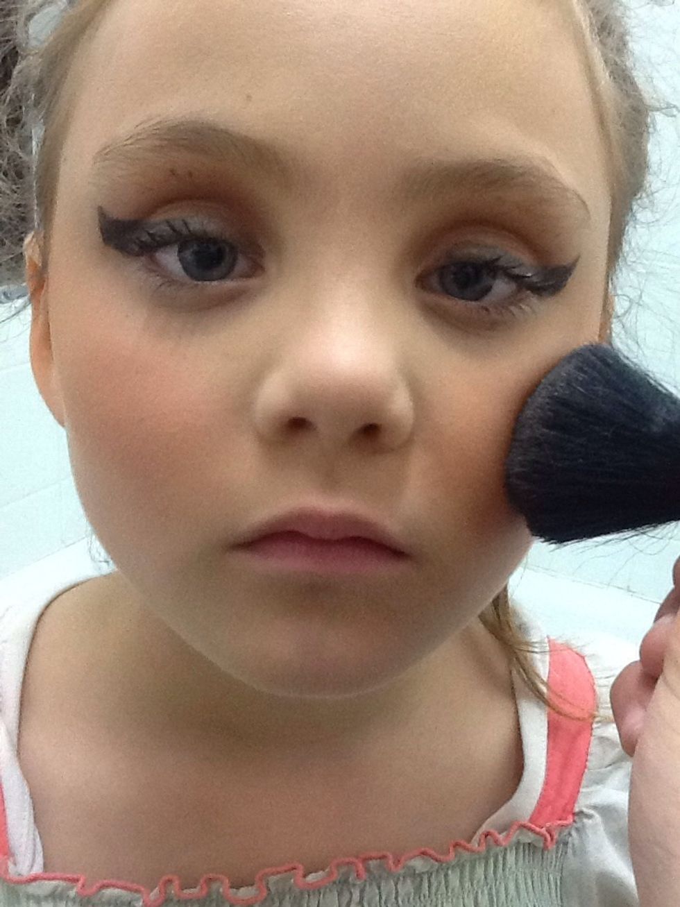 Apply at cheekbones