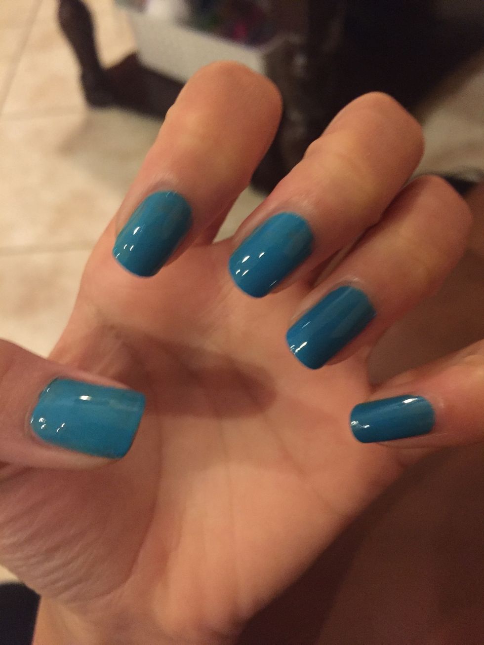 Apply blue polish