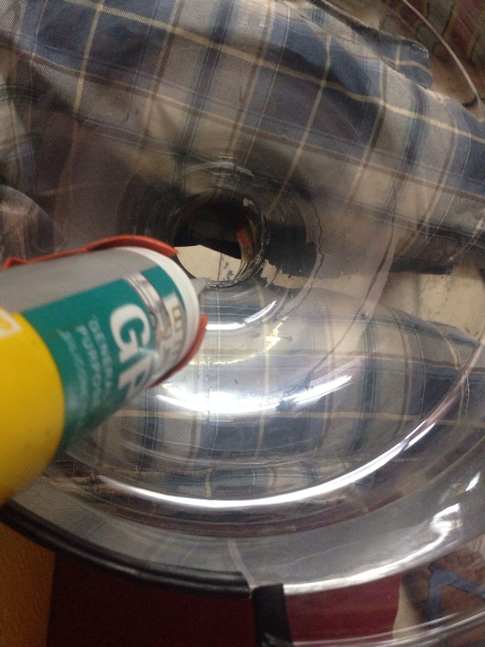 Apply edger of the bottle