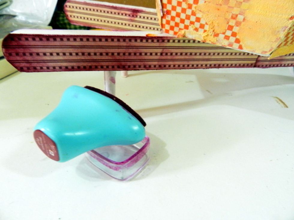 Apply ink pad on the edges.