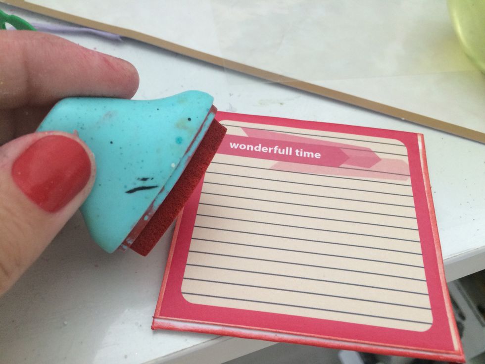 Apply ink pads on the pockets.