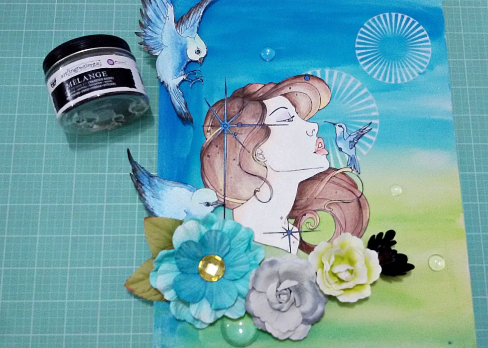 Apply some m\u00e9langes on canvas.