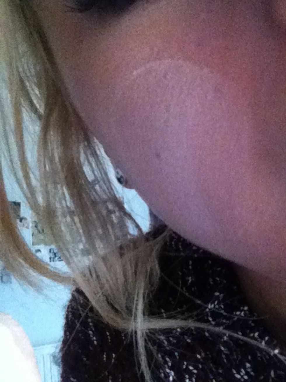 Apply to face using downwards strokes..rub in any remaining product with your hands to smooth it out