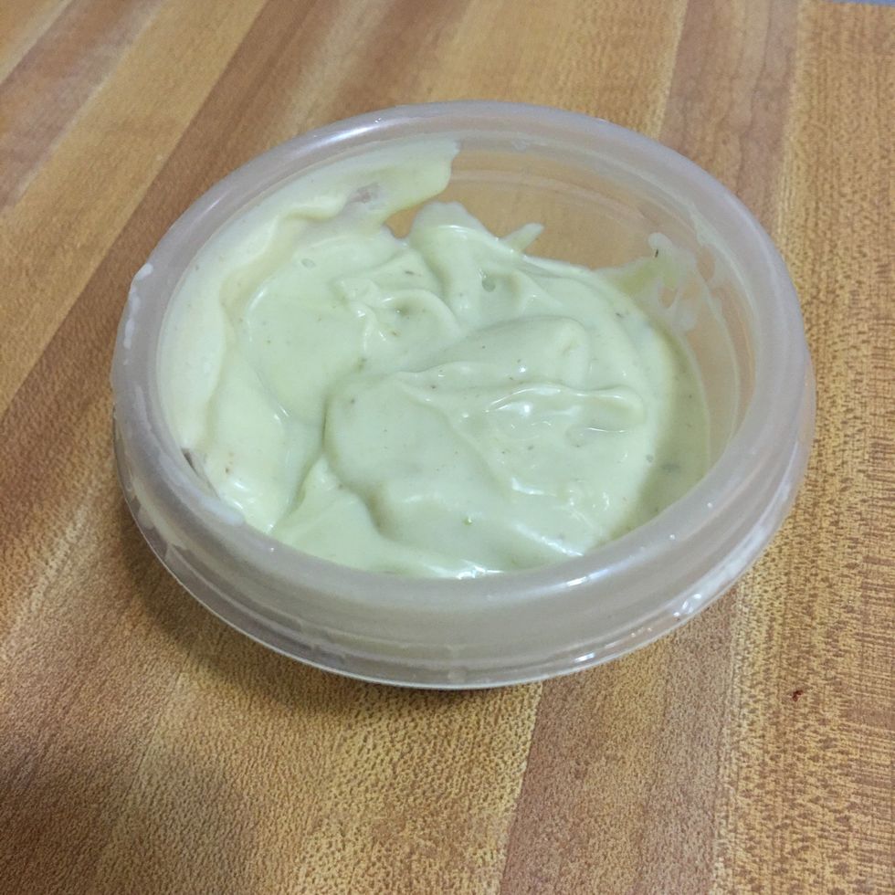 Apply to hair. Massage scalp. Put in plastic cap and leave for 20-30 minutes. For best results, use immediately. Does not maintain creamy consistency if made ahead. Enjoy!!!