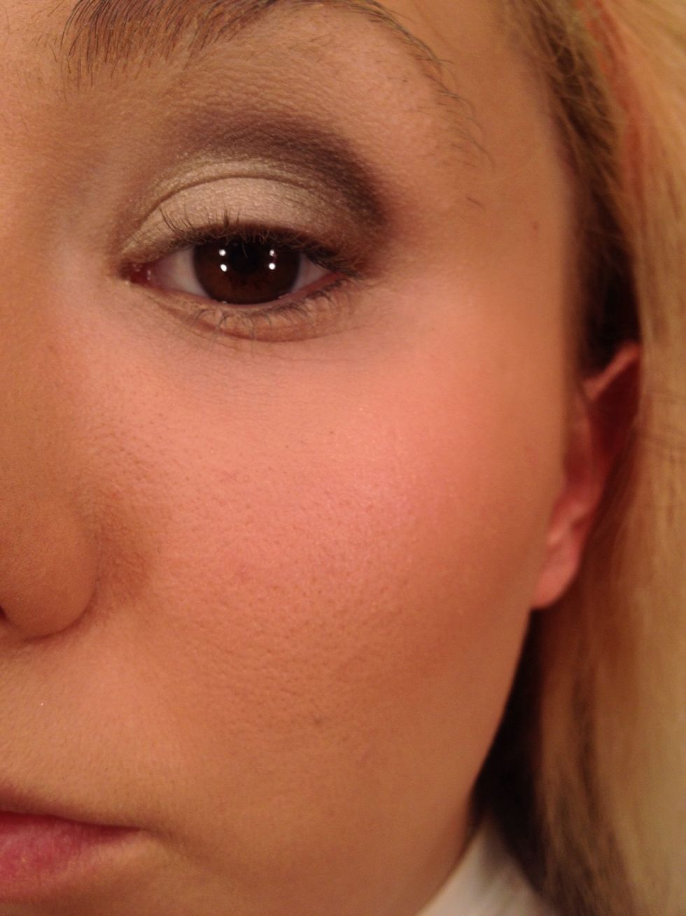 Apply to where you applied the milk pencil