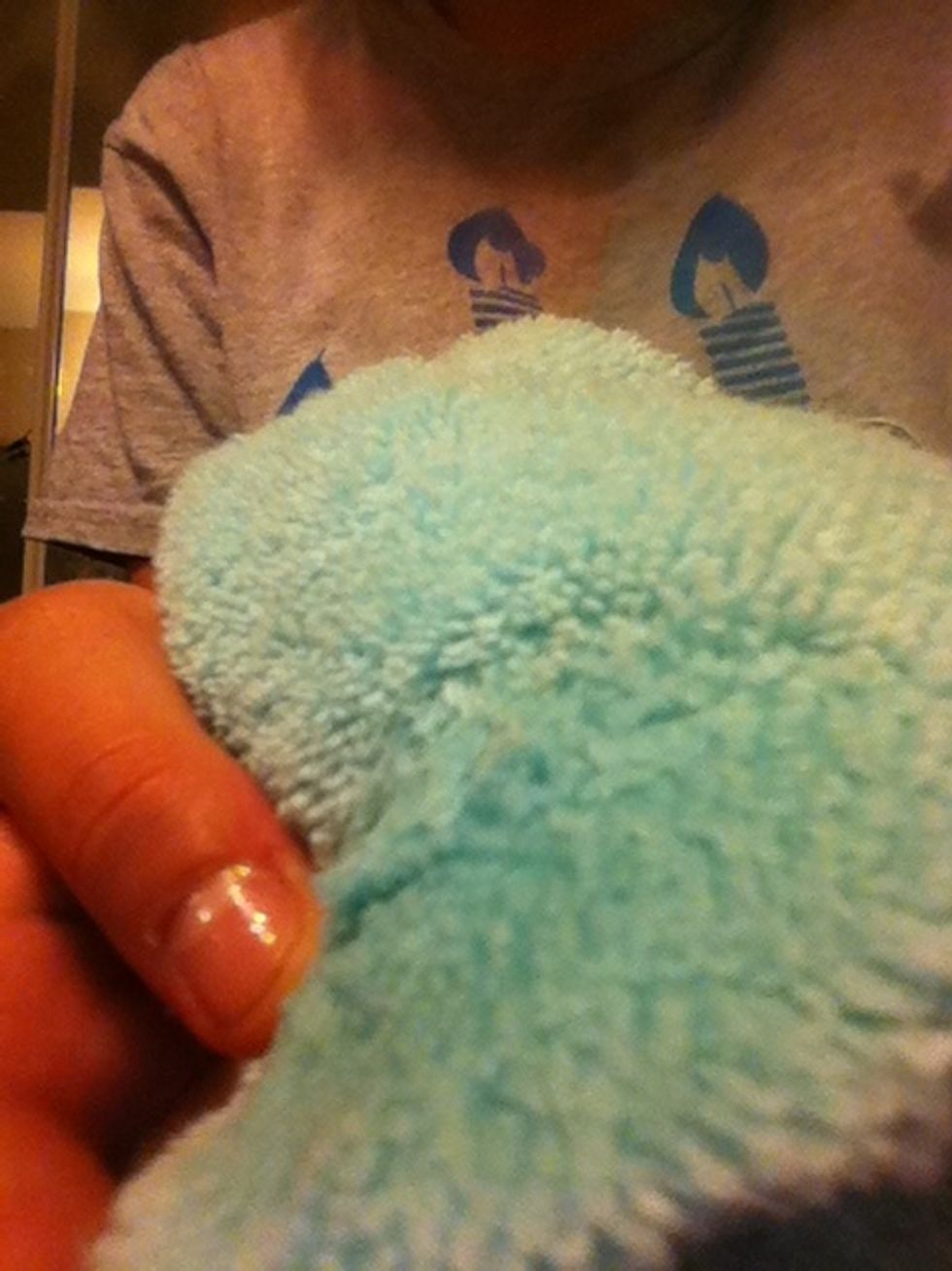 Apply water to your washcloth. (warm)