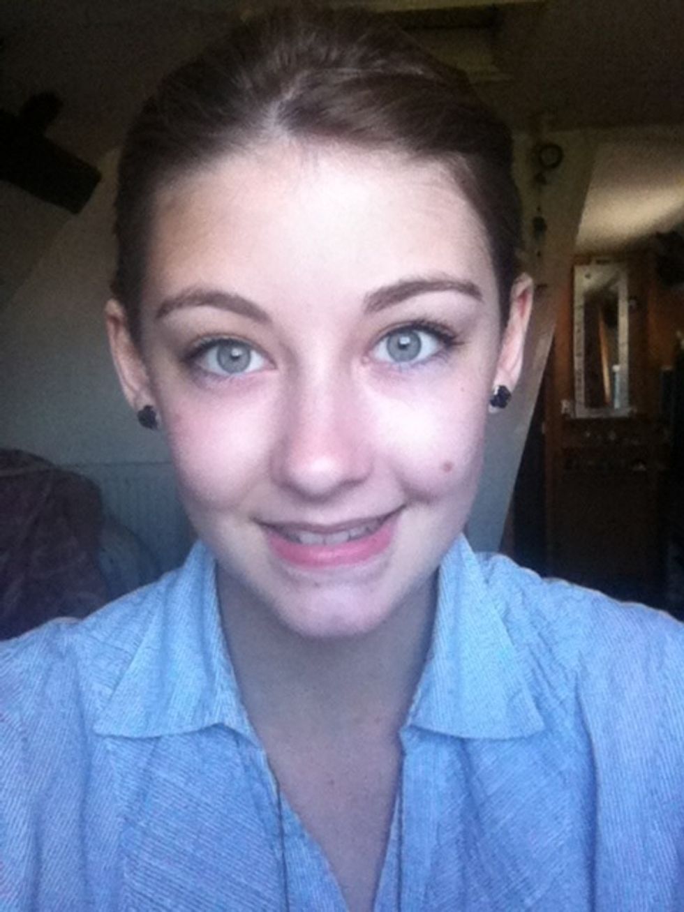 Apply your foundation base. I have used BB Cream, contouring powder, light pink blush and some mattifying powder.