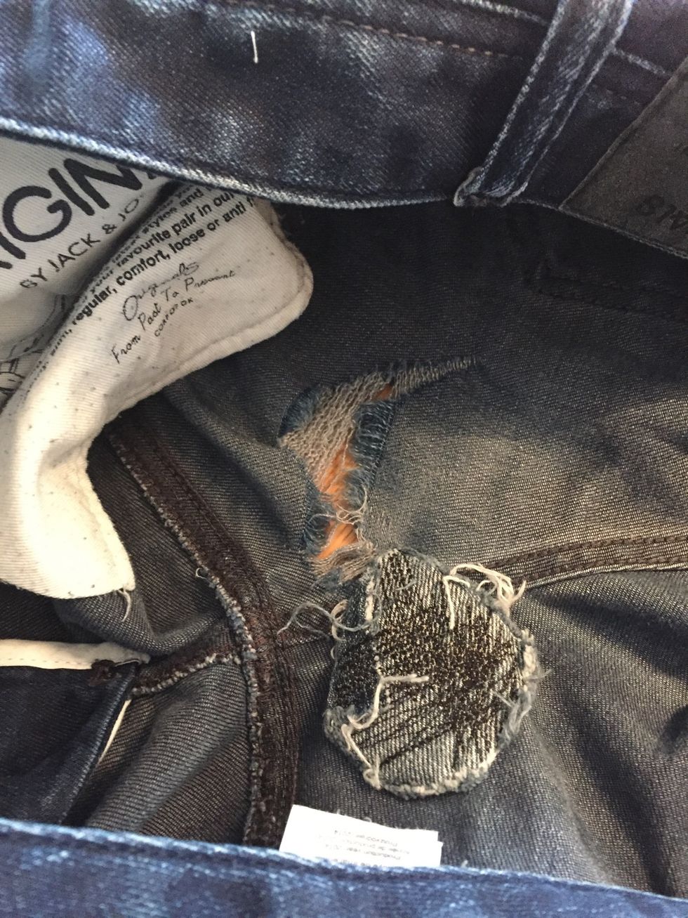 Arbeta fr\u00e5n insidan. H\u00e4r syns en gammal lagning