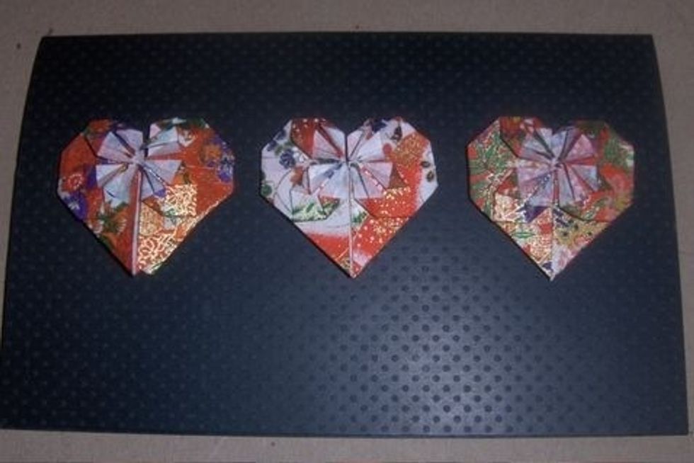 Arrange hearts to heart's desire <3