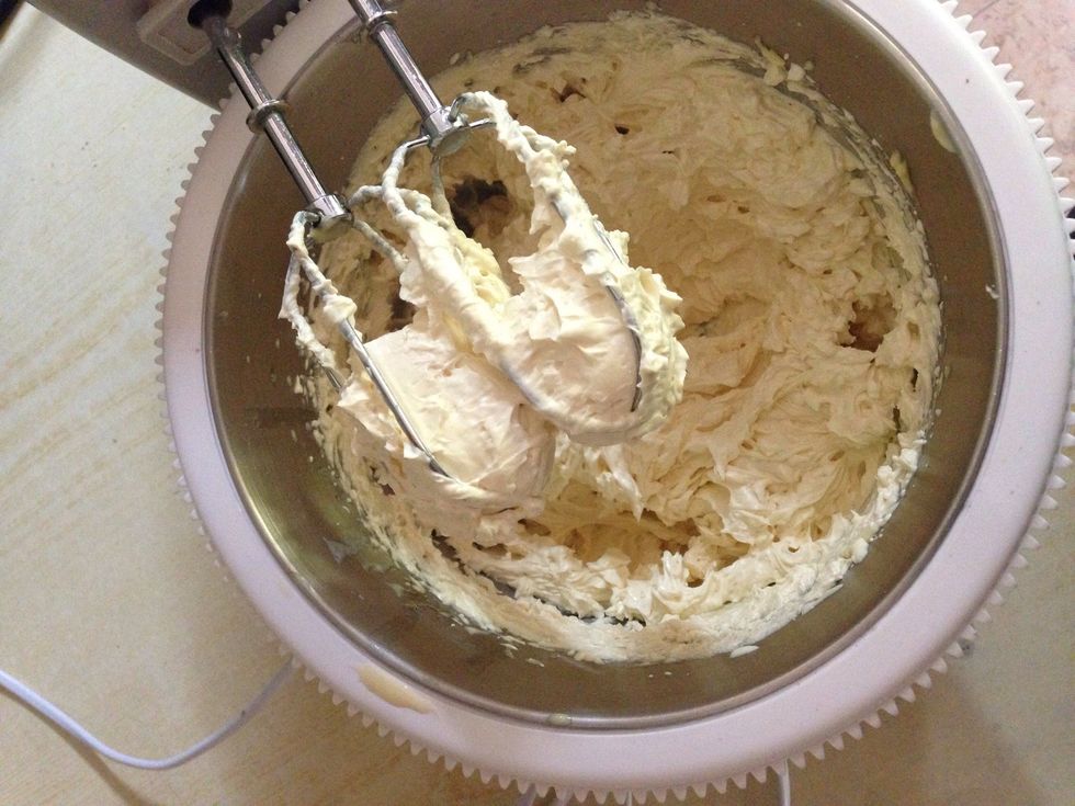 As far as you reach this consistency add 10g vanilla powder