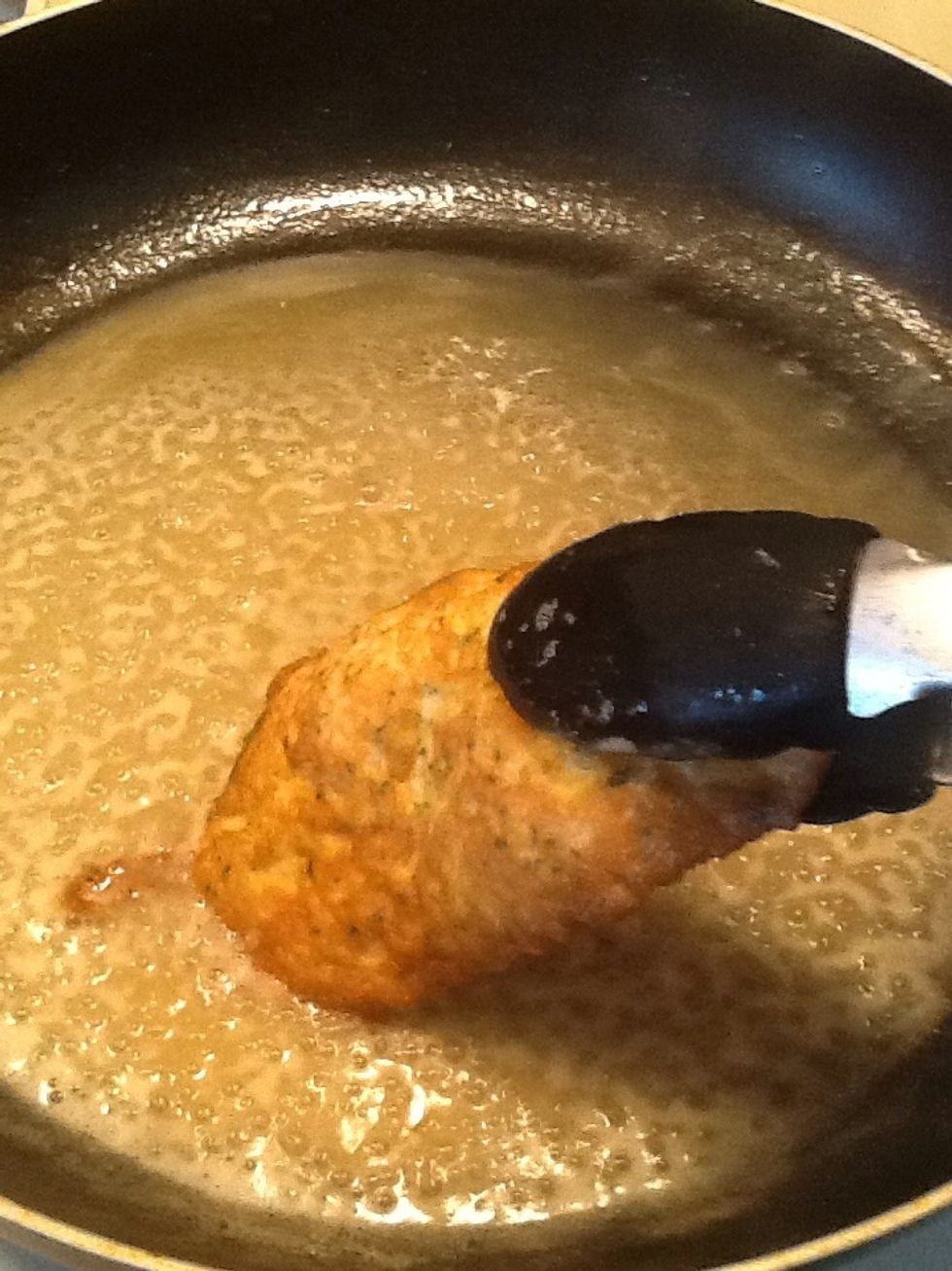 As soon as the sauce thickens a bit, add your warm chicken.