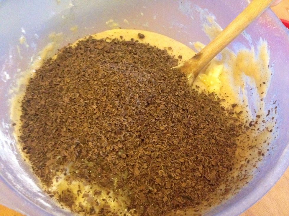 ..as well as the chocolate. I hate chopping chocolate so I used my food processor. It makes the cake look and taste more like a chocolate cake with banana than the other way around but that's fine \ud83d\ude09