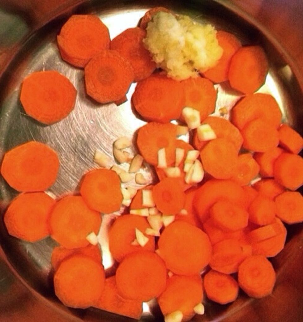 ..as well as the grated ginger.