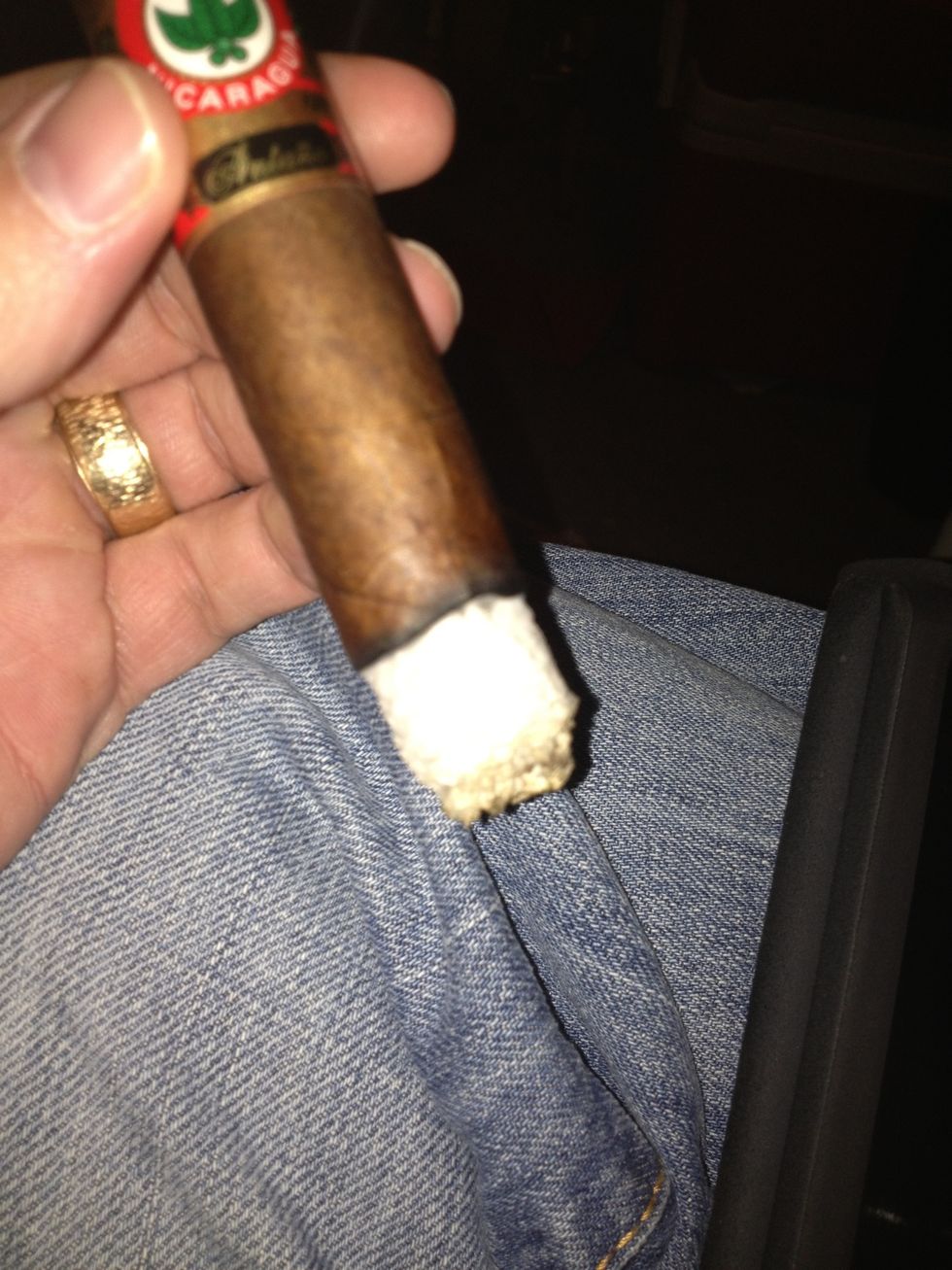 As you can see it has a nice even burn to it , this is the effect that you're looking for