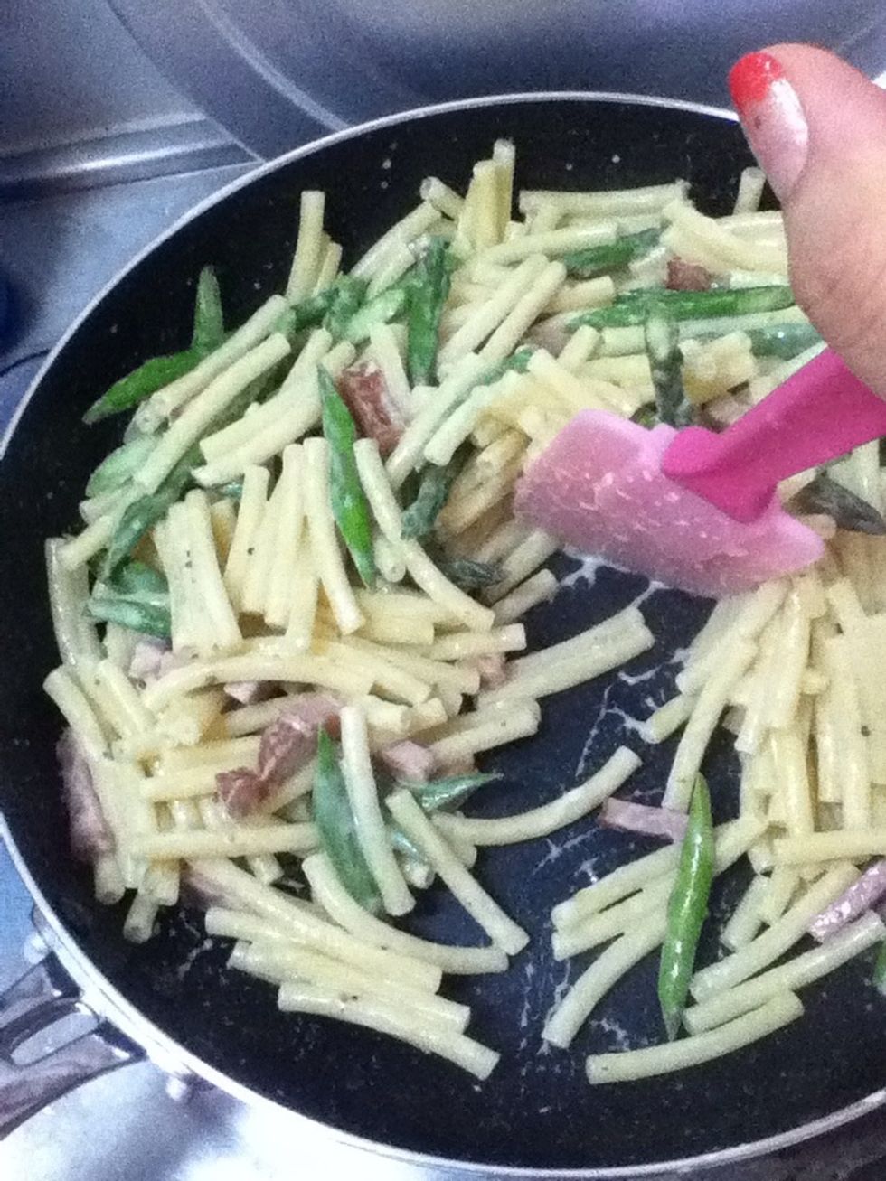 As you continue cooking, the cheese will melt completely and sauce will be thicken. Add salt and pepper if you like. I like lots of black pepper to finish :)