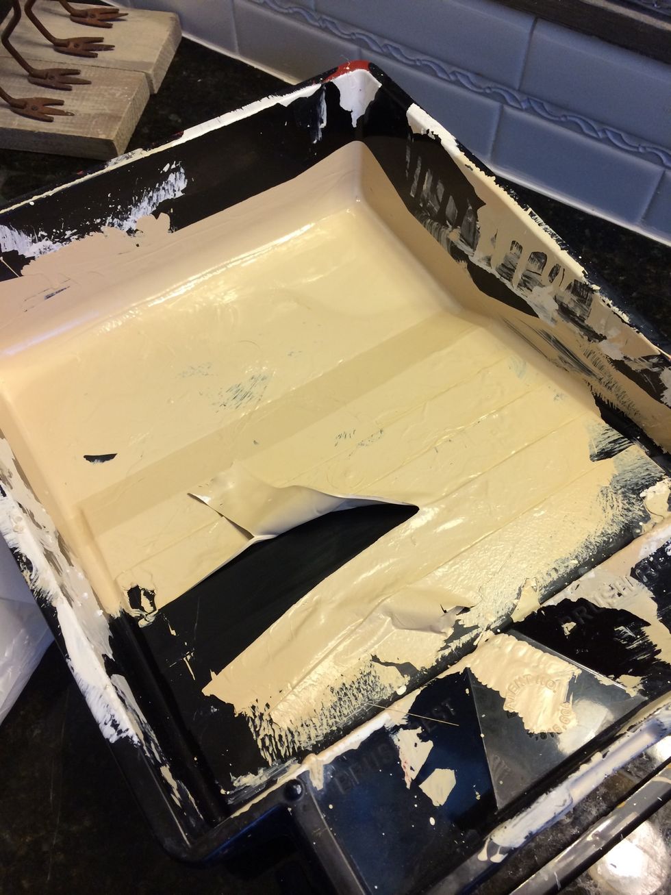As you get close to the end of the day, try to use all of the paint in your tray. Then LEAVE it sitting out! Let the paint dry overnight in the tray. The next day, pull an edge of the dry paint up.