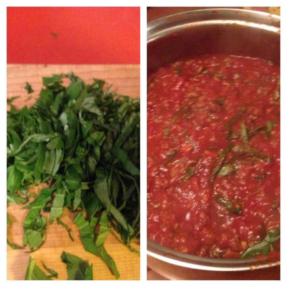 At the last minute you can chop the Basil and add it to the sauce. If you add the basil when the sauce is too hot, you loose a lot of its sweetness.
