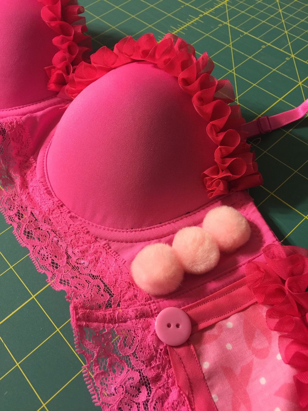 At this point you are free to add as much additional work to your bra.