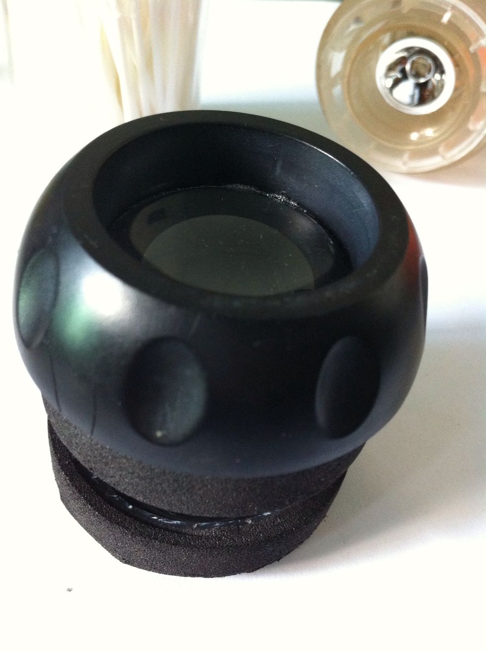 Attach cap flashlight, don't glued togeter using glue for making esay clean inside lens part, take advantage the existing screw from cap lens to install it