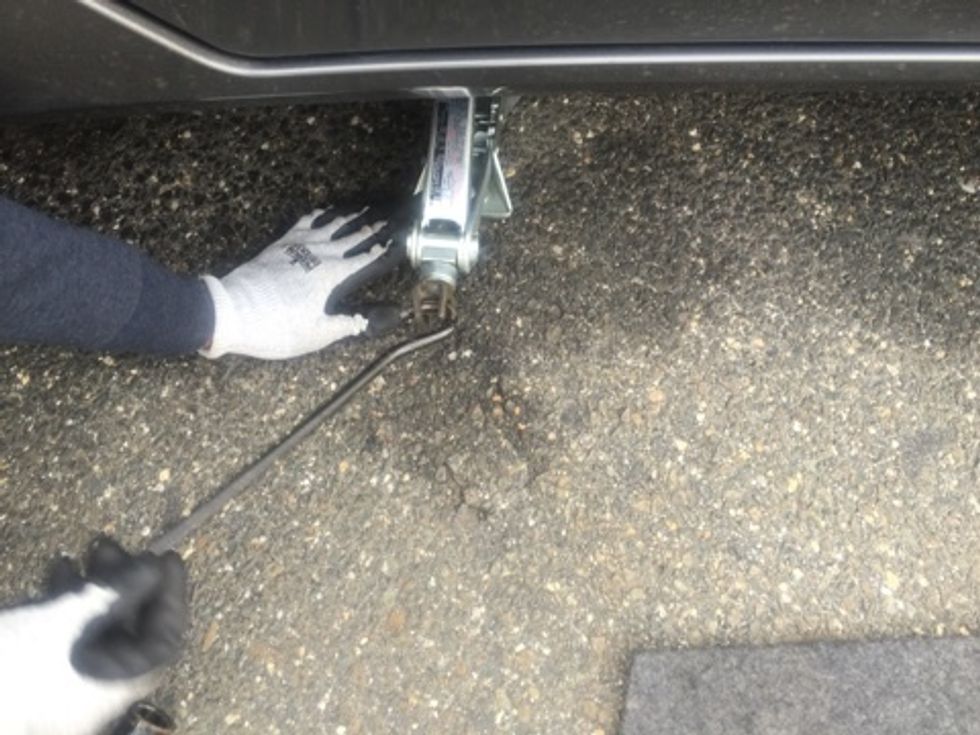 Attach the Jack arm assembly to the Jack.