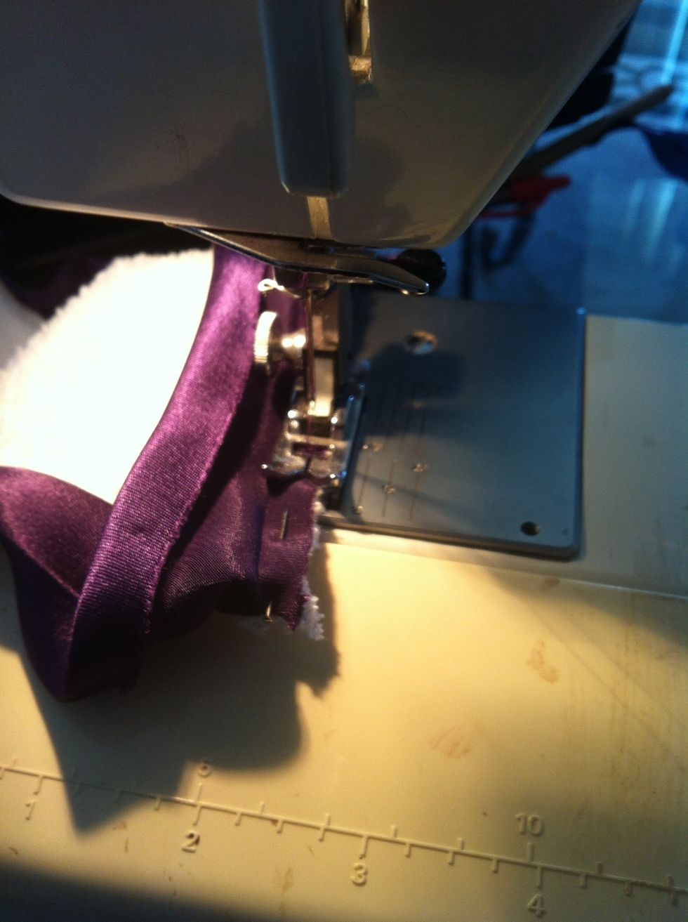 Attaching the binding.
