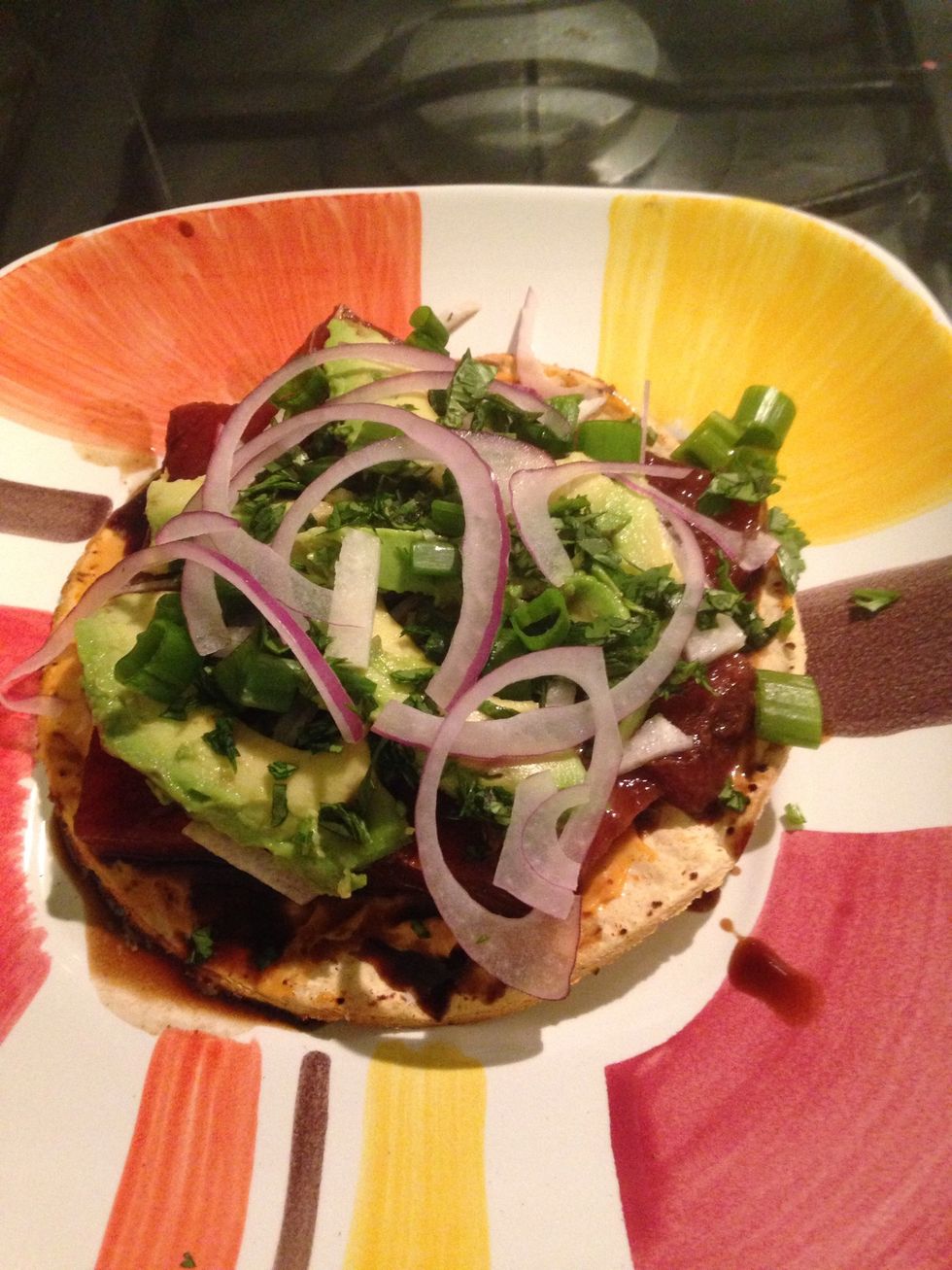 Avocado, cilantro, chives and purple onion