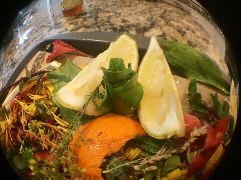 Awesome Leaf Tulip (: