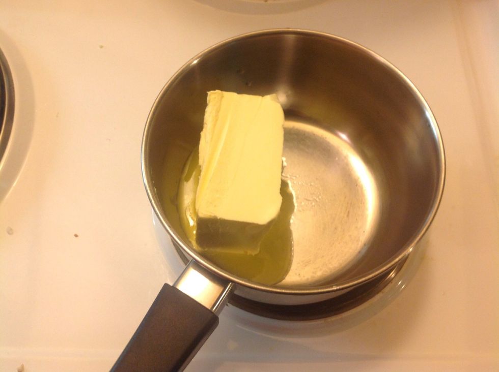 B\u00f6rja med att sm\u00e4lta 150g margarin i en kastrull