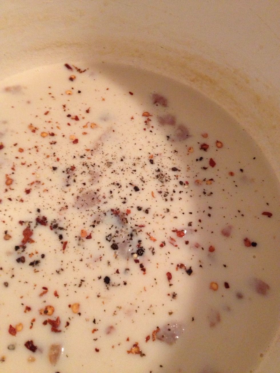 Back to the sauce. Season it with red pepper flakes, fresh ground pepper, and anything else you like in your mac & cheese (perhaps a pinch of paprika).