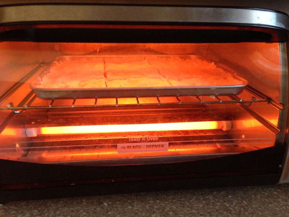 Bake 22-30 minutes (golden brown)