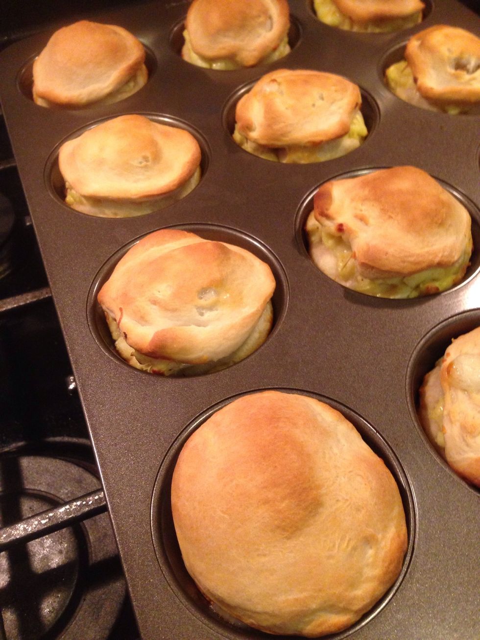 Bake at 450F for 10-12min