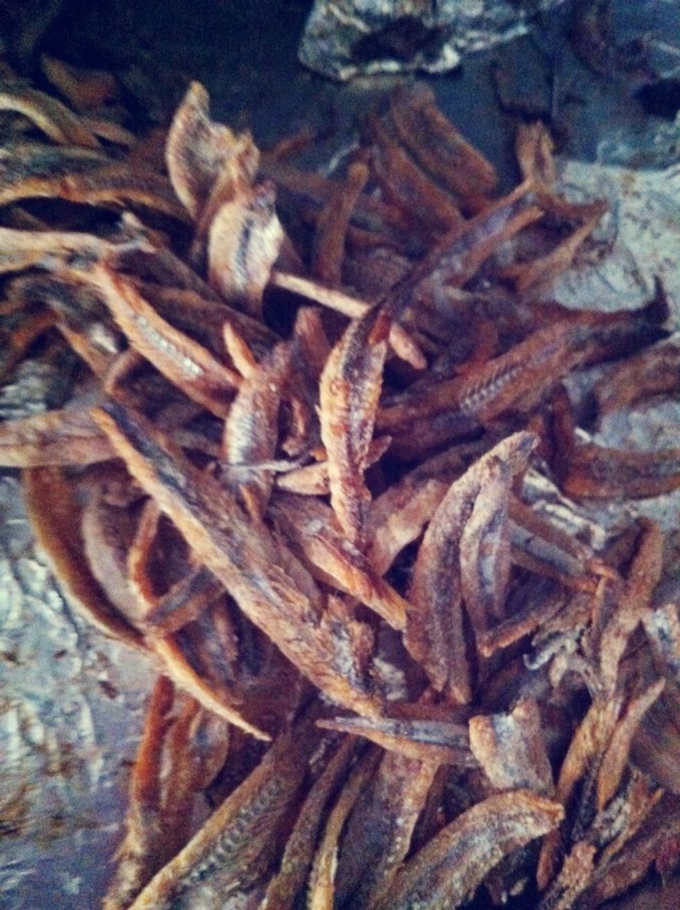 Bake / fry ikan bilies.